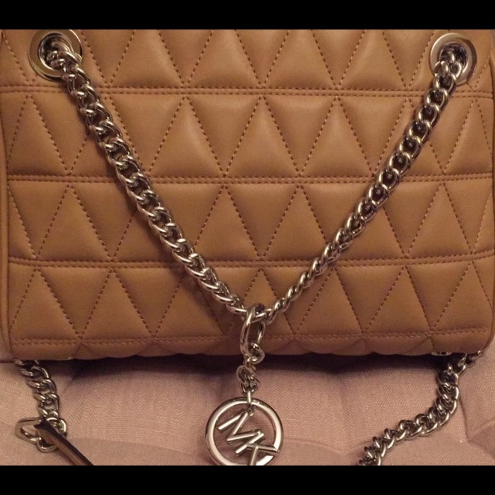 Michael Kors Scarlett messenger bag